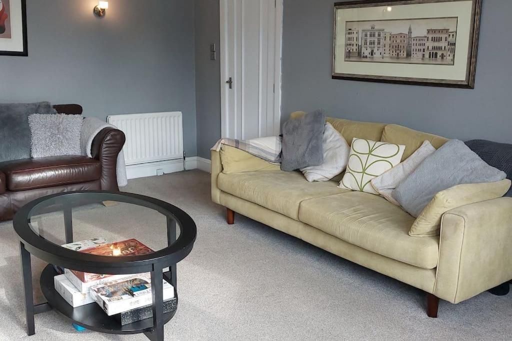 Beach House, With Bbq Lodge And Hot Tub! Bornemouth Extérieur photo